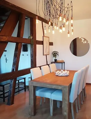 Les Toits De アパート